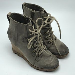 New Sorel Joan Uptown Ankle Boots Tan Gray Leather Lace Up Zip Waterproof 6.5.
